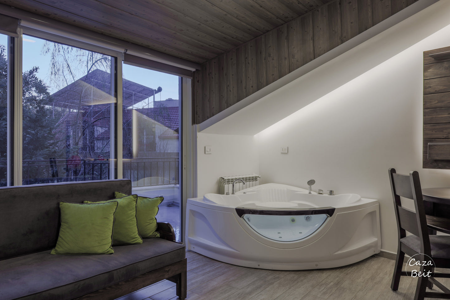 Hillside room N101 (Azra)